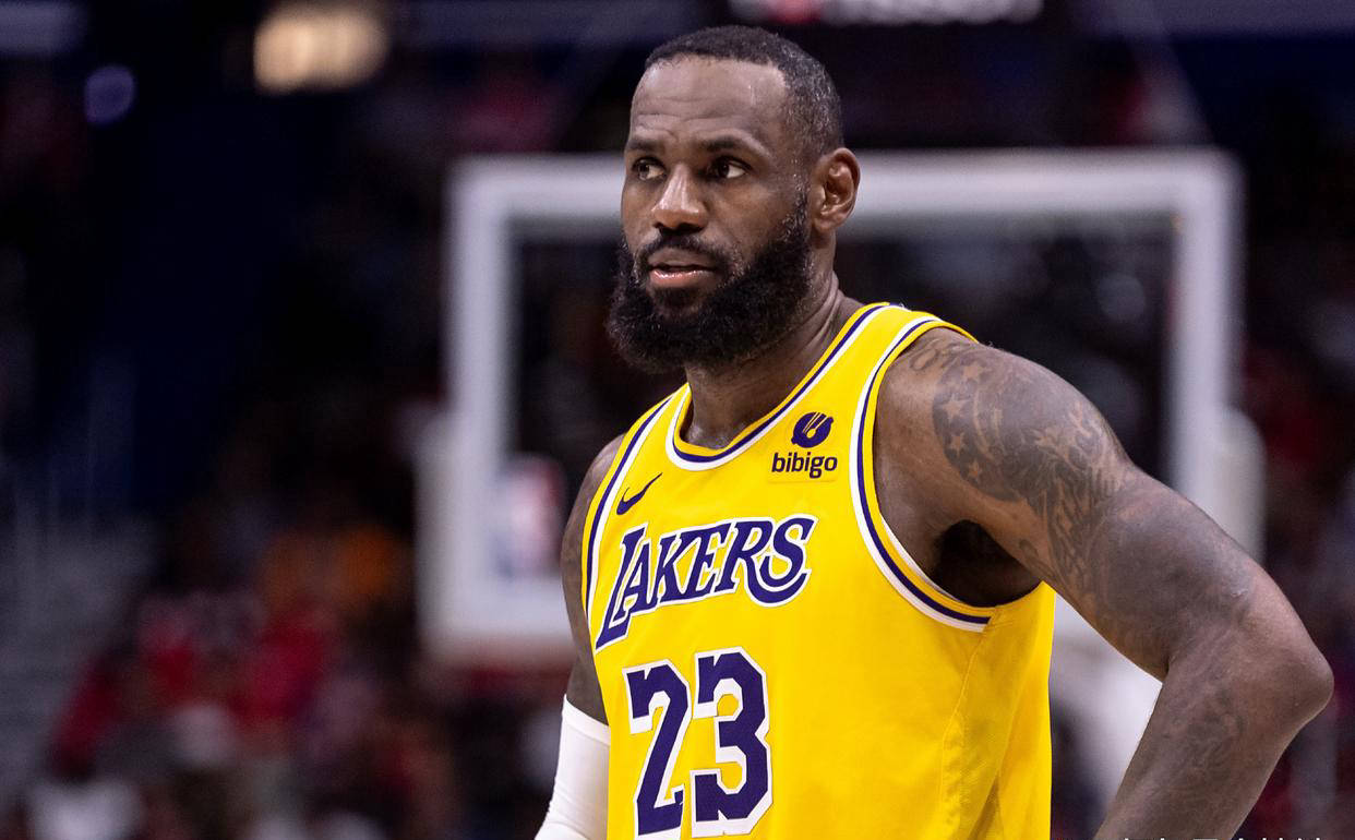 马刺绝杀江苏队，詹姆斯关键制胜