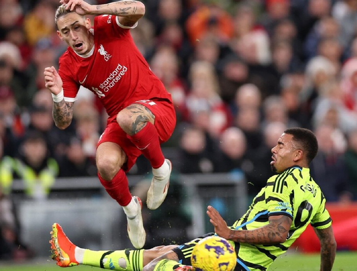 德国翻盘阿森纳,戈麦斯统治全场 德国翻盘阿森纳,戈麦斯统治全场