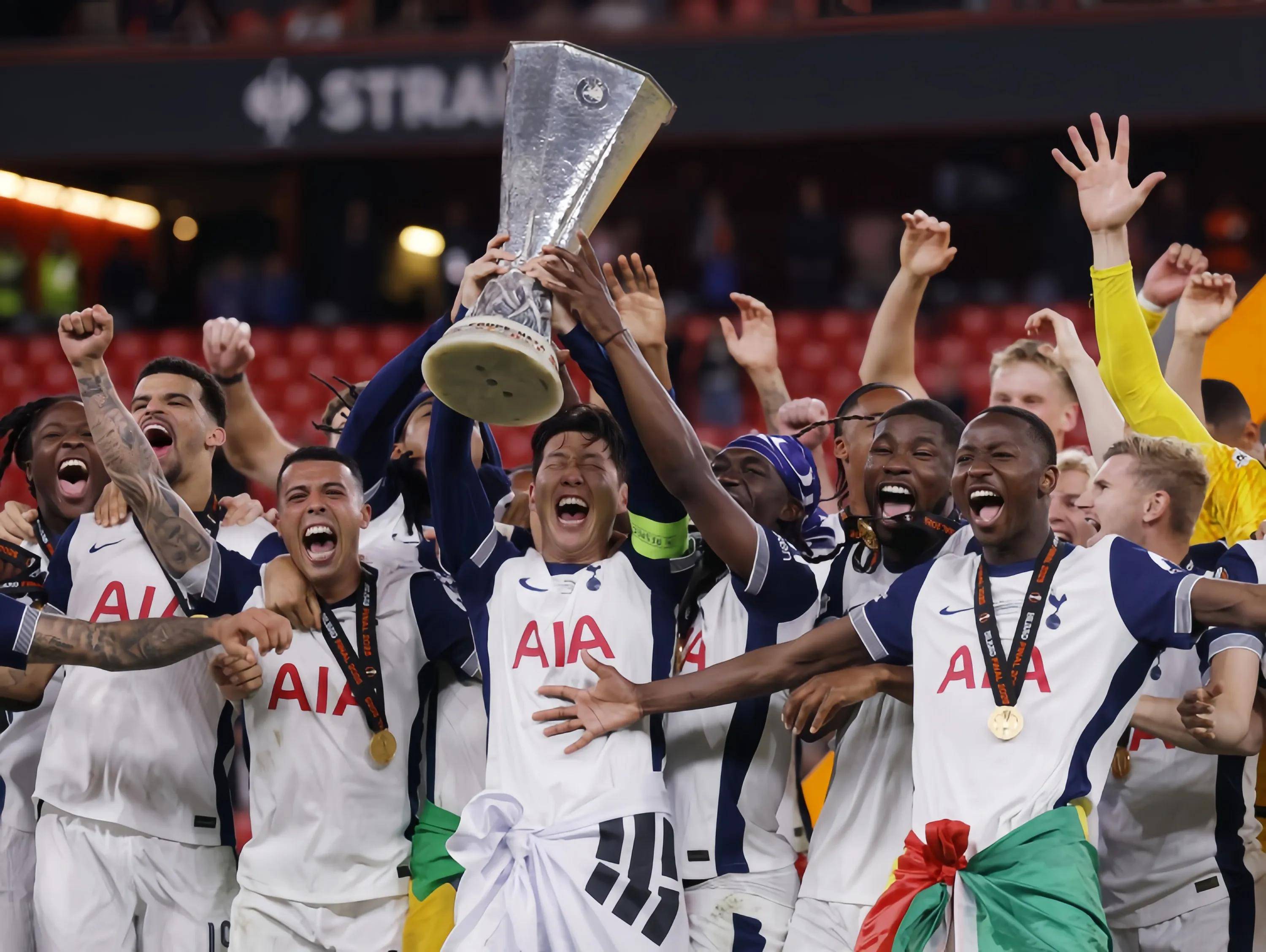 曼联横扫美国，孙兴慜带队取胜